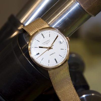 Trabajo realizado en un: Esfera Longines